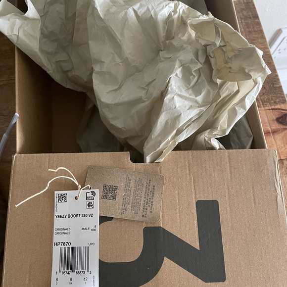 Yeezy Boost 350 V2 ‘Slate’ - Picture 5 of 5